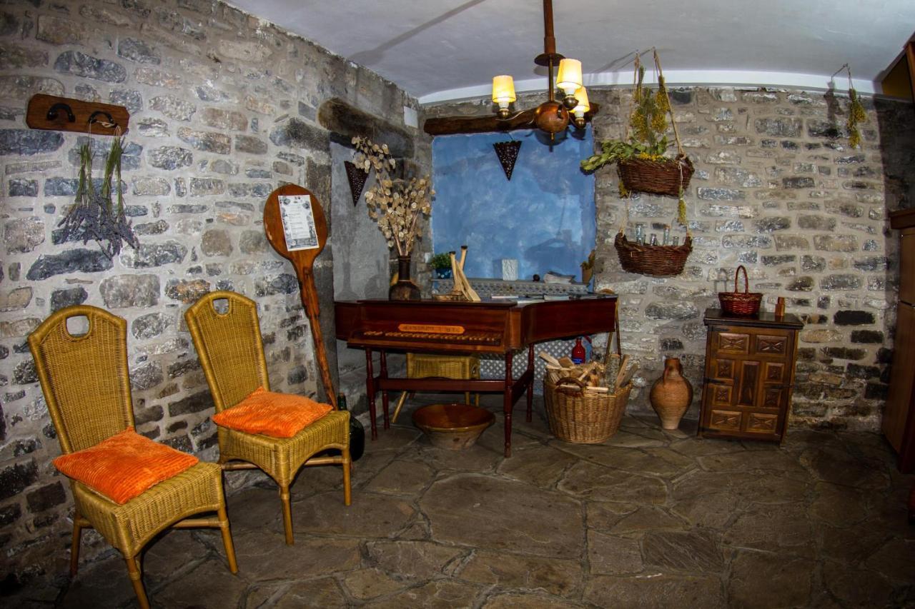 Casa Rural Basajarau Yosa de Sobremonte Ngoại thất bức ảnh